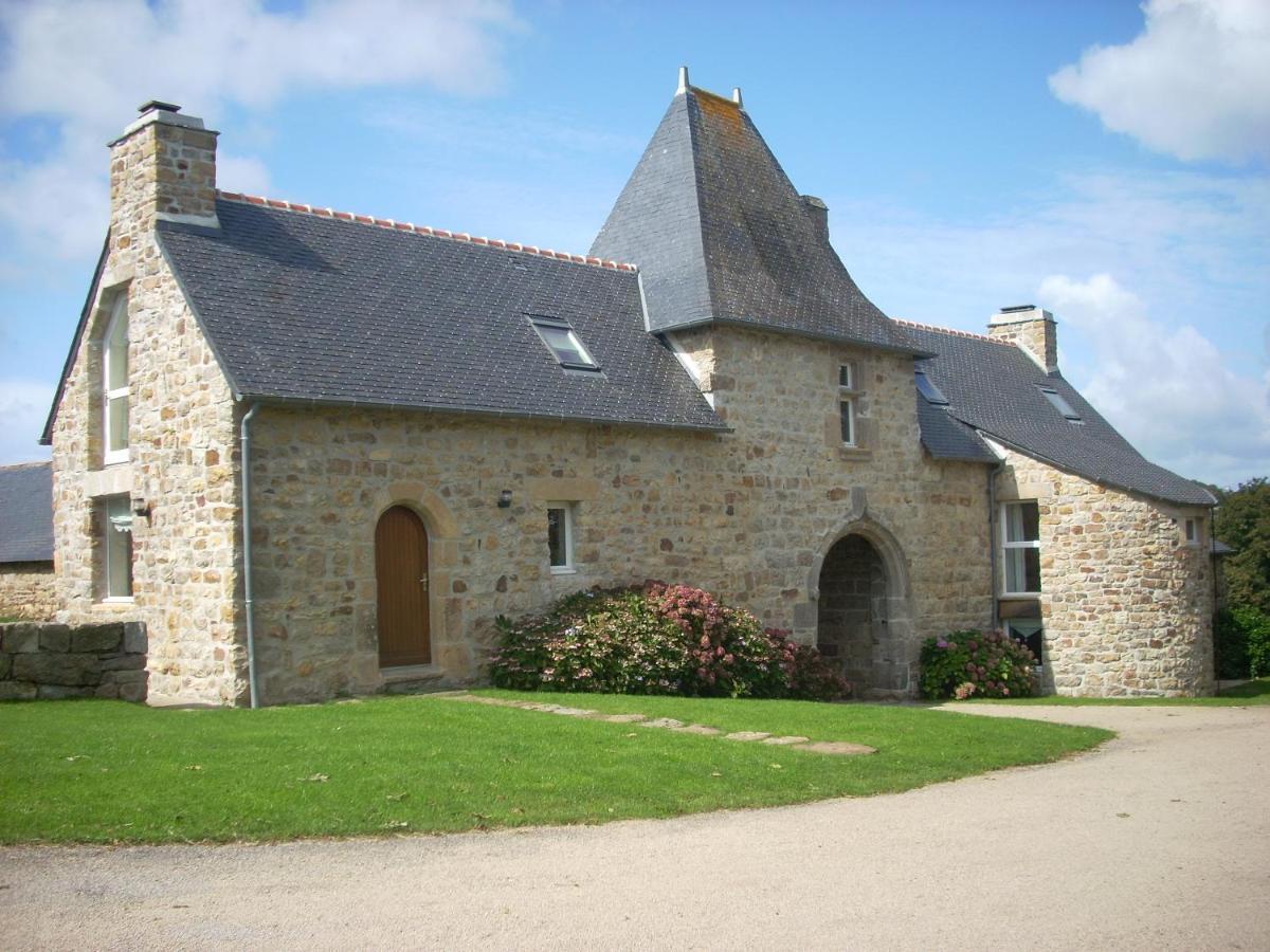 Gites Du Manoir De Goandour Crozon Esterno foto